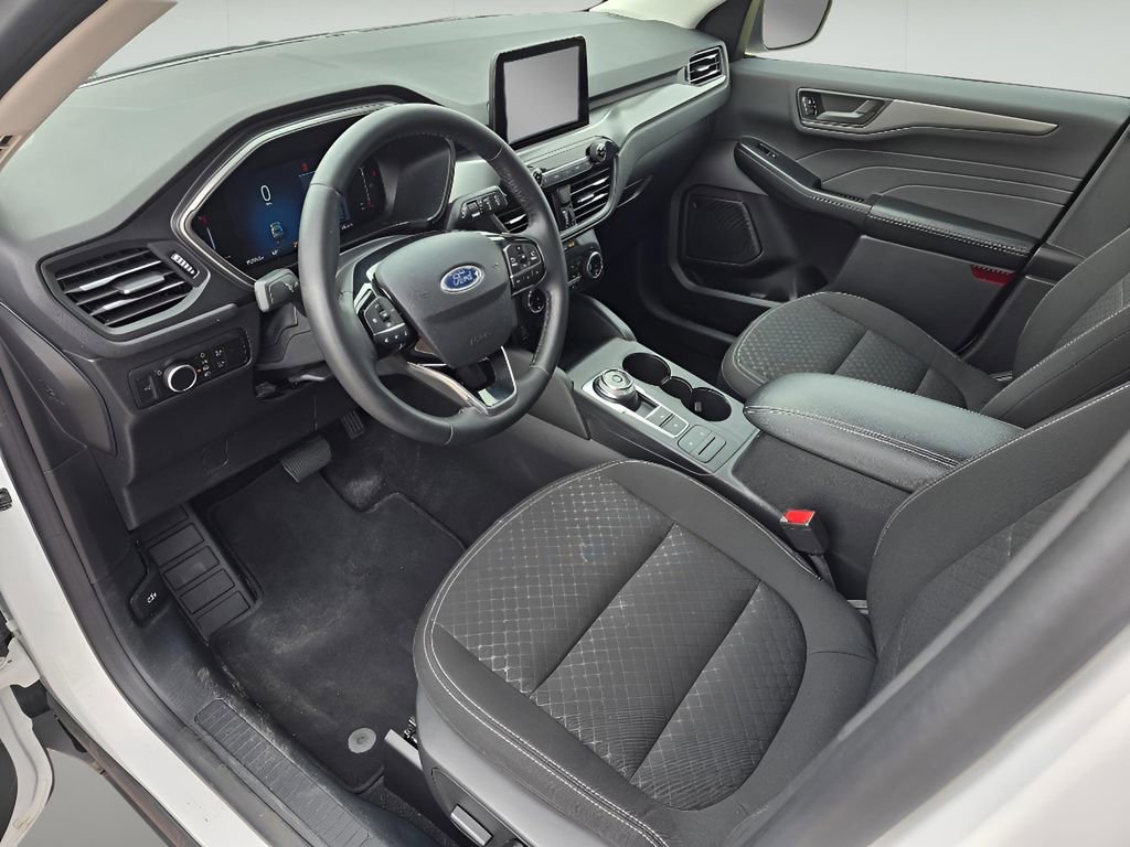 Used 2024 Ford Escape Active AWD/4WD image 15