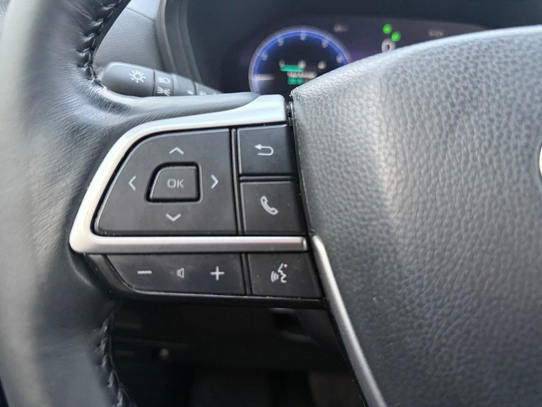 Used 2024 Toyota Grand Highlander Limited image 21