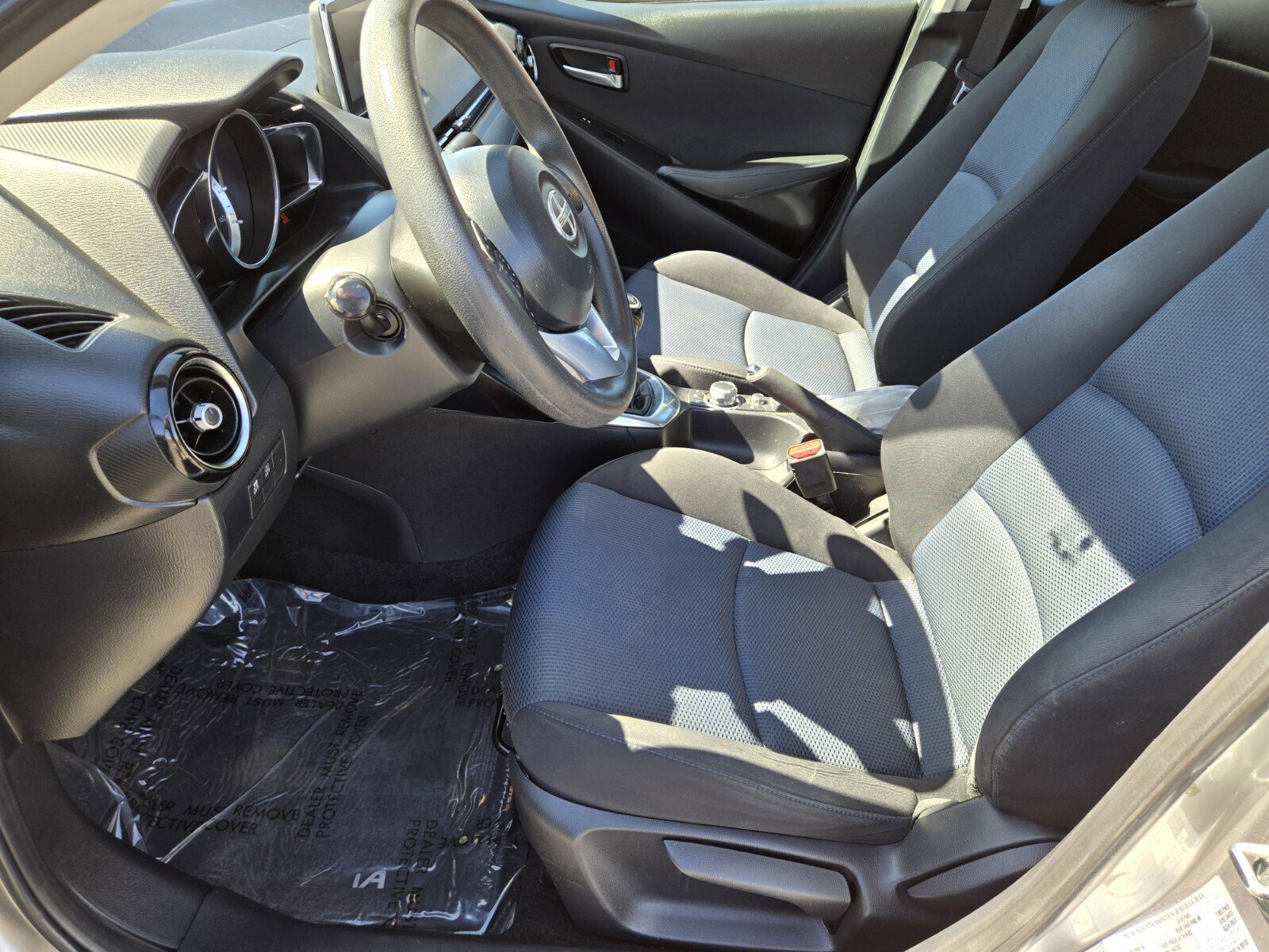 Used 2016 Scion iA image 8