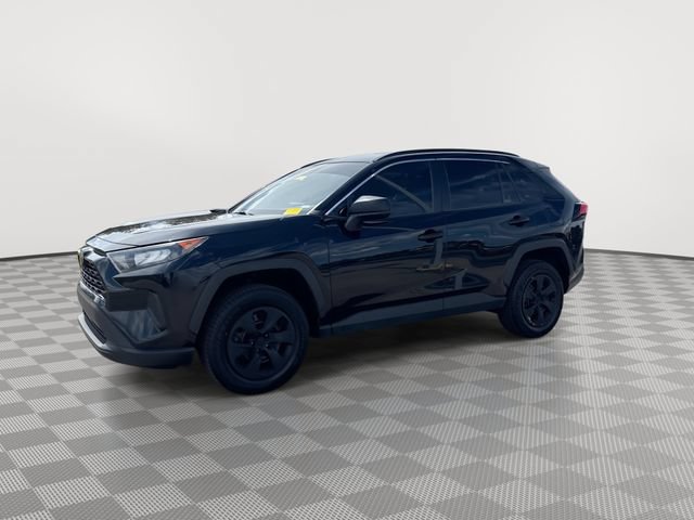 Used 2019 Toyota RAV4 LE FWD image 6