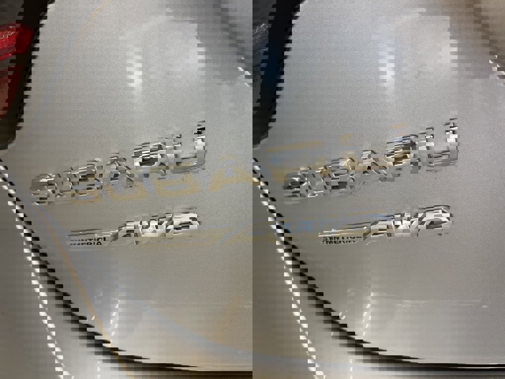 Certified 2025 Subaru Legacy image 33