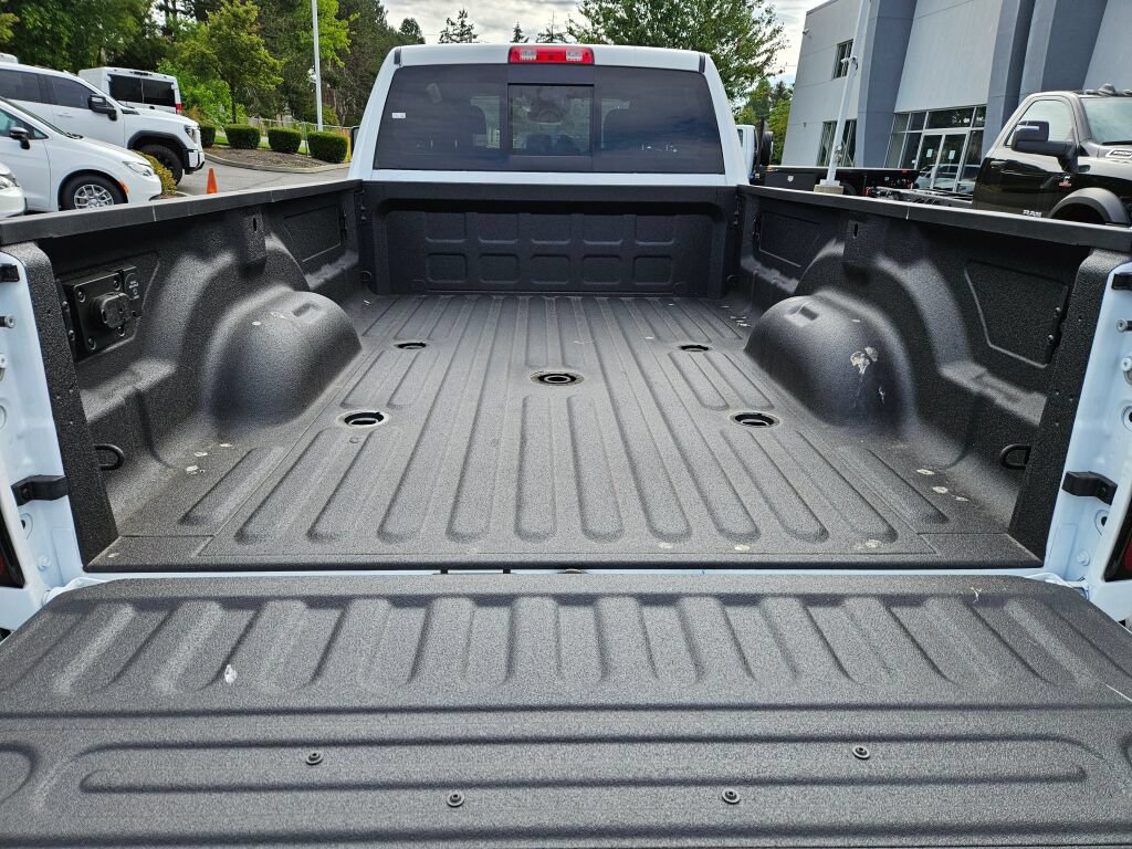 New 2026 RAM 2500 Tradesman AWD/4WD image 12
