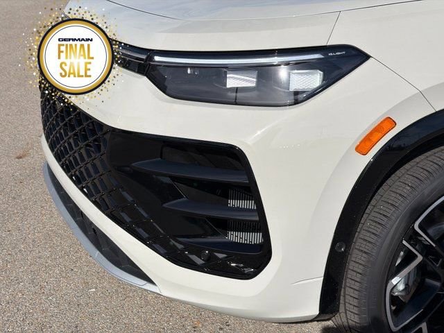 New 2026 Volkswagen Tiguan SEL R-Line image 10