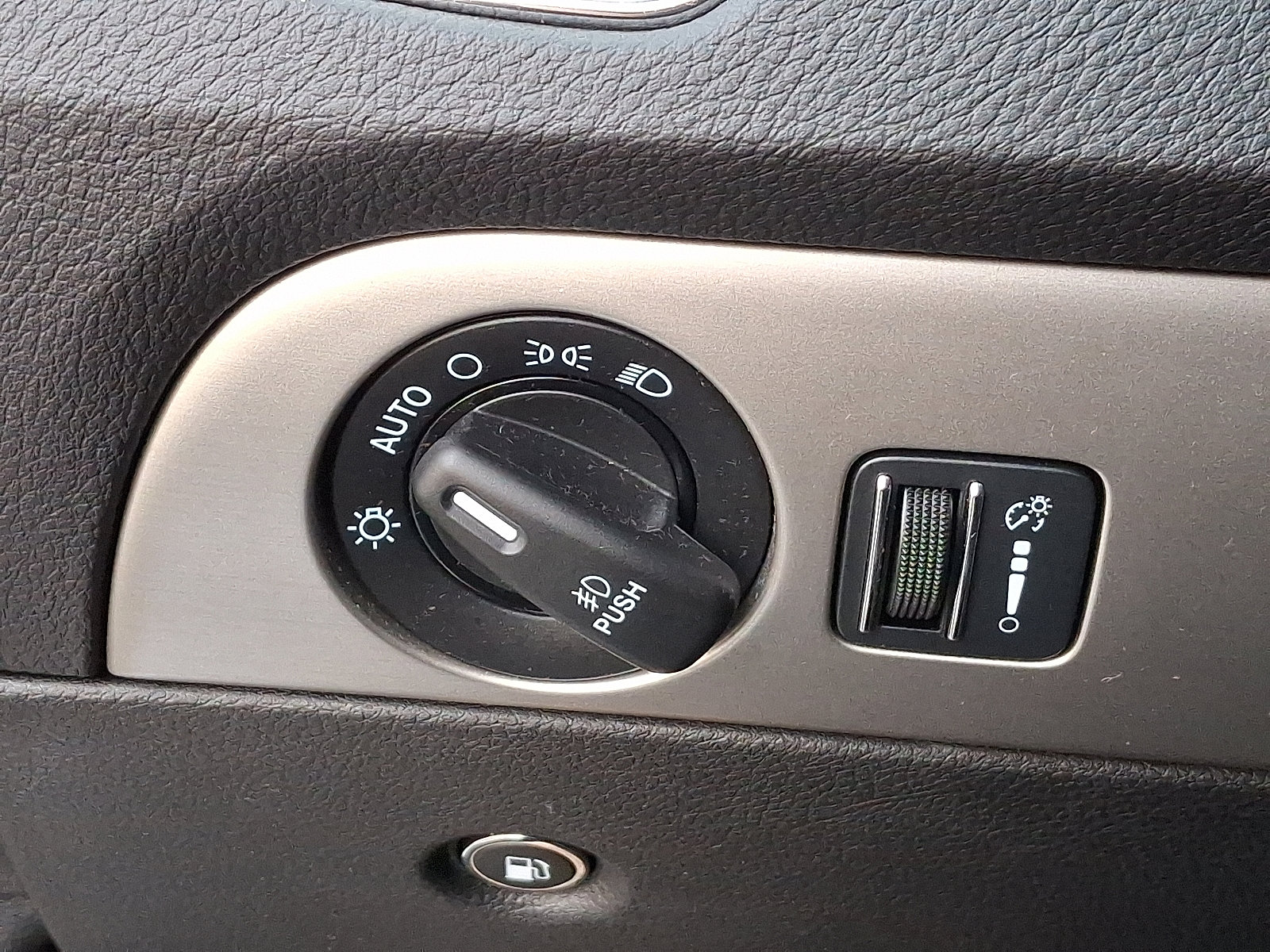 Certified 2017 Dodge Durango R/T image 29