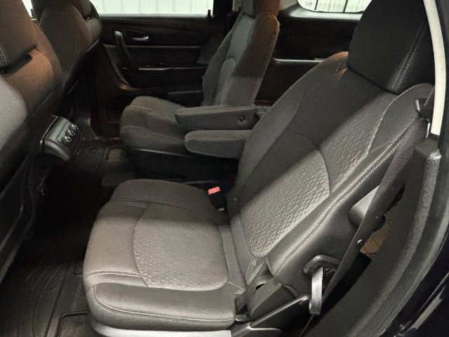 Used 2015 GMC Acadia SLE image 11