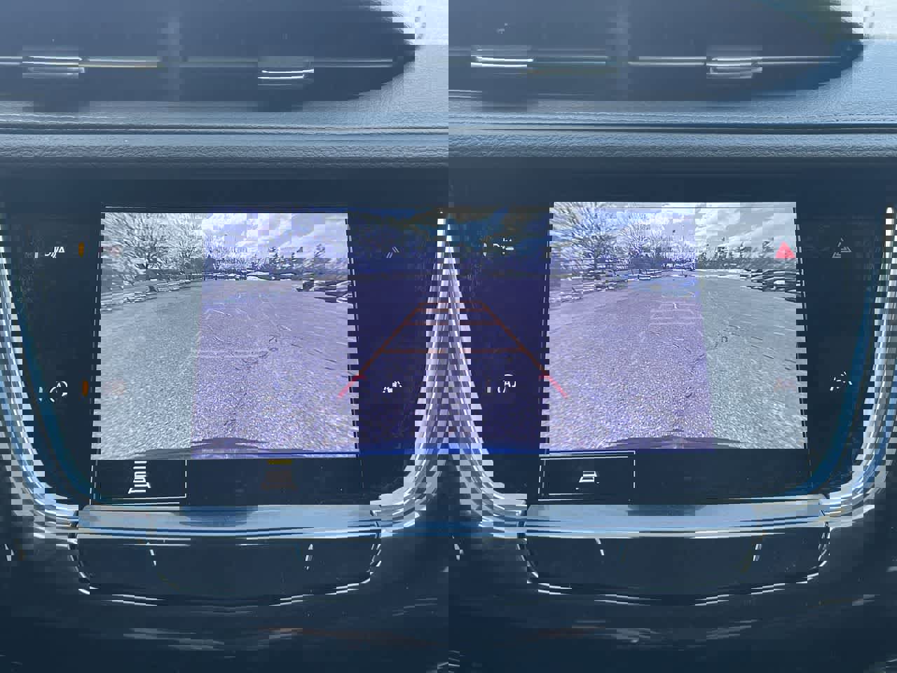 Used 2021 Cadillac XT6 Premium Luxury w/ LPO, Floor Liner Package image 28