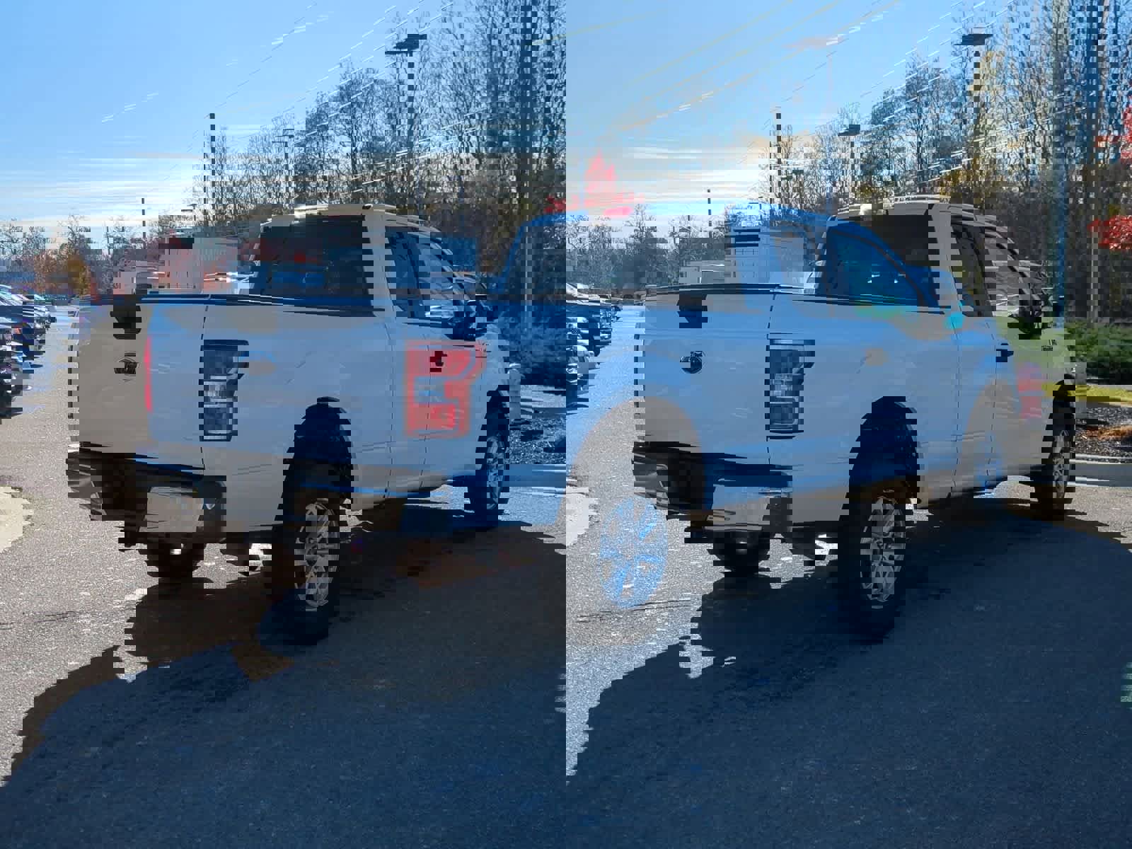 Used 2020 Ford F150 XLT w/ Trailer Tow Package image 8