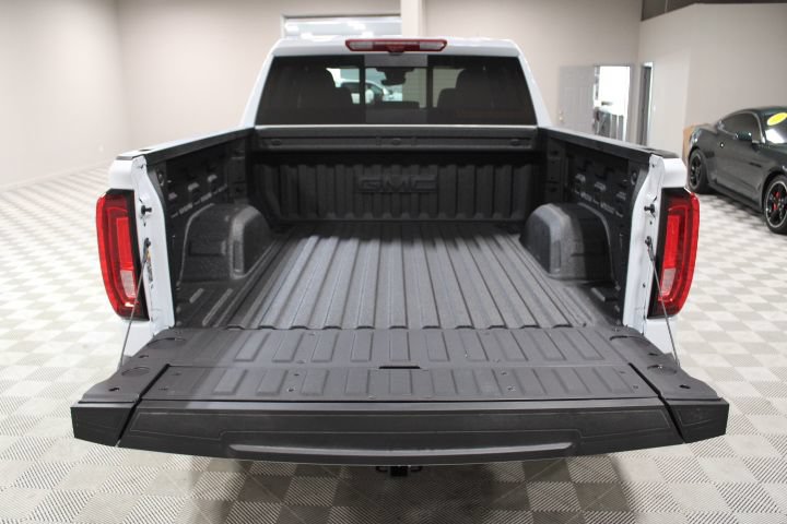 New 2026 GMC Sierra 1500 Denali w/ Denali Reserve Package AWD/4WD image 14
