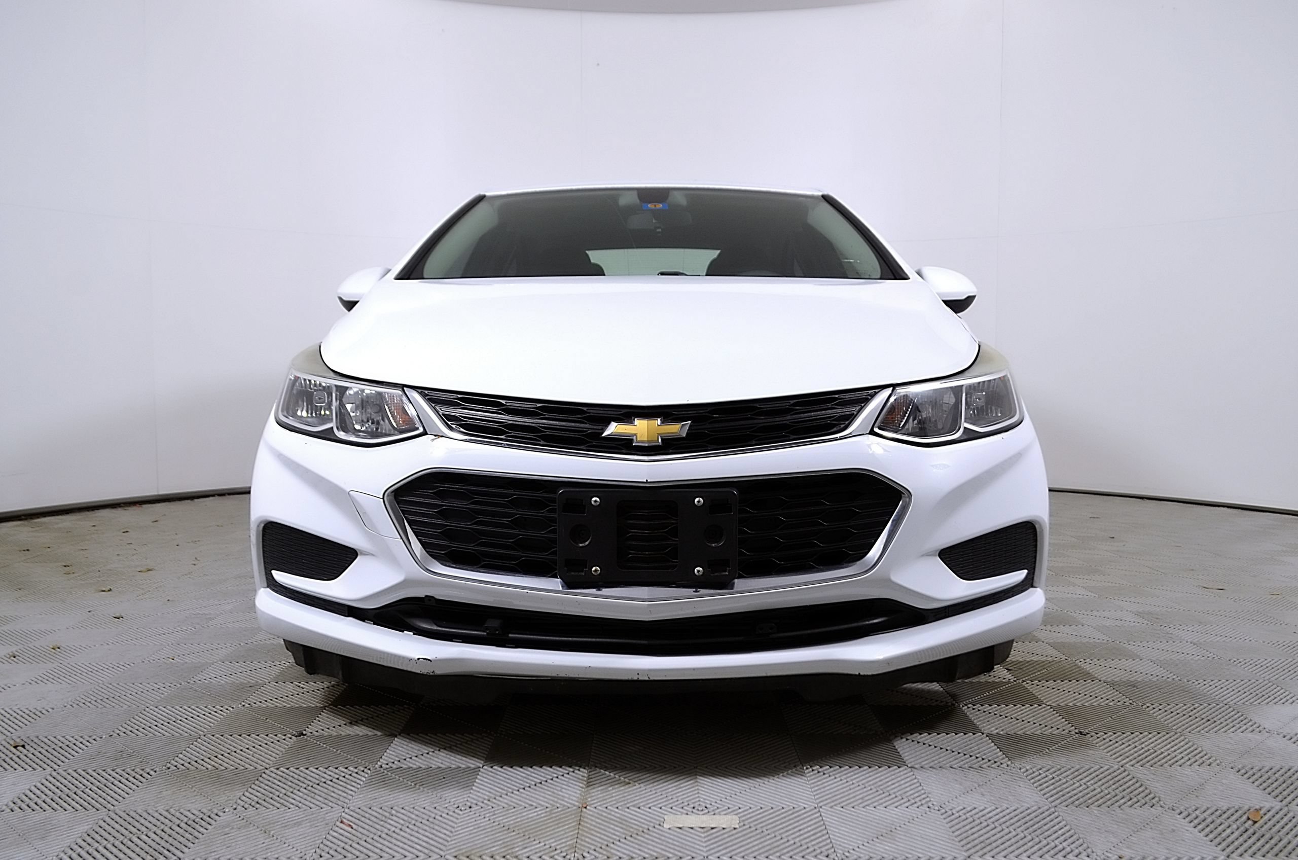Used 2018 Chevrolet Cruze LS FWD image 6
