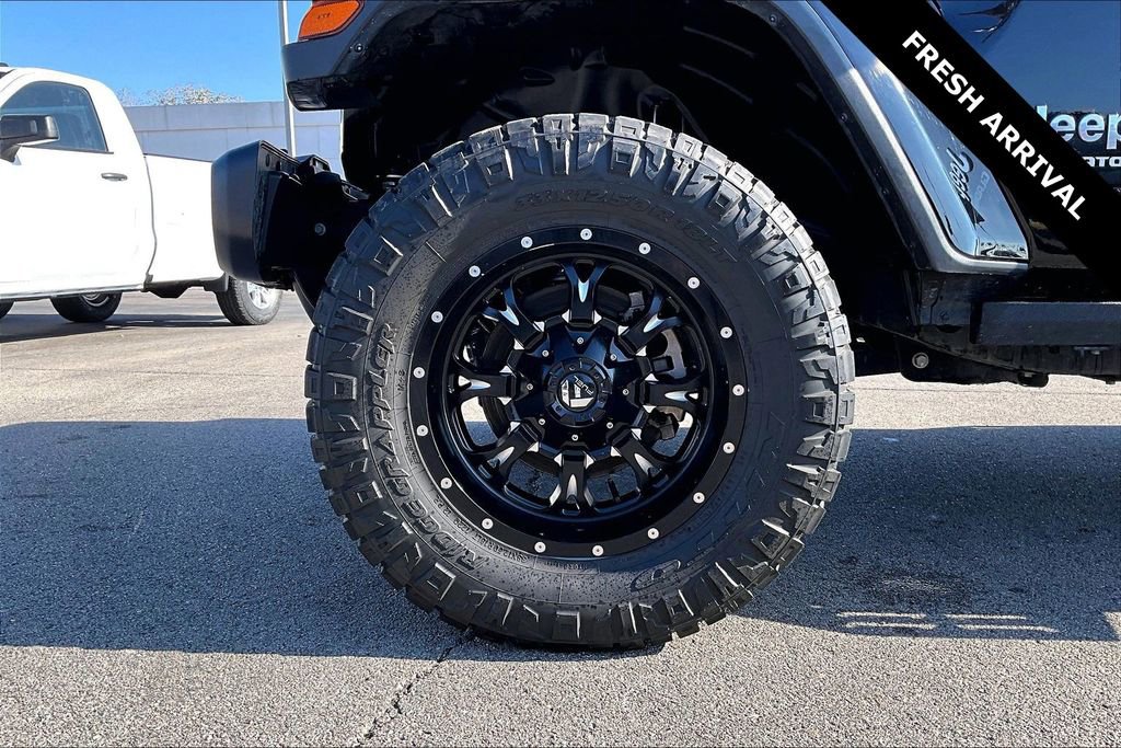 Used 2020 Jeep Gladiator Overland w/ LED Lighting Group image 33