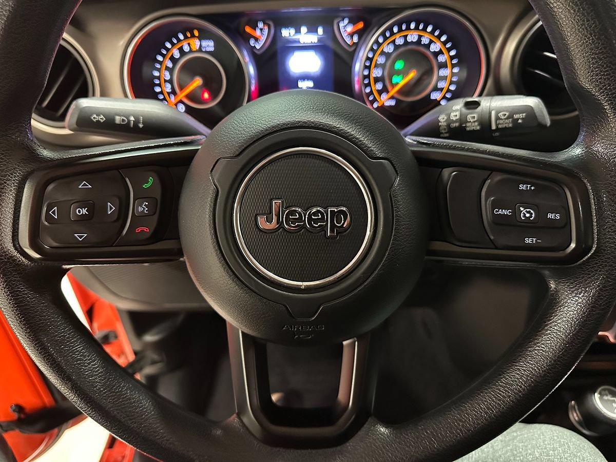 Used 2018 Jeep Wrangler Unlimited Sport AWD/4WD image 29