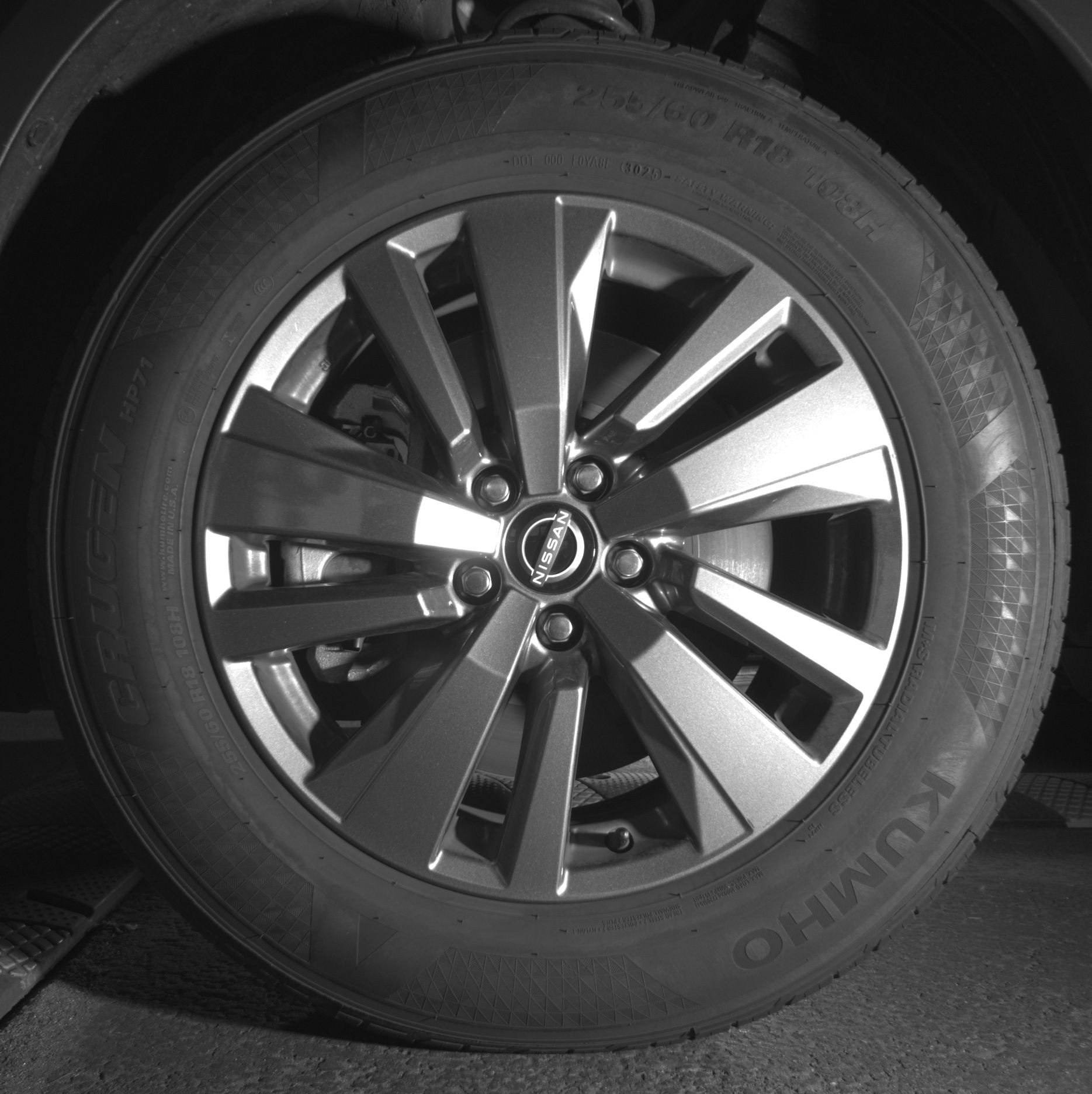 Used 2025 Nissan Pathfinder SV image 12