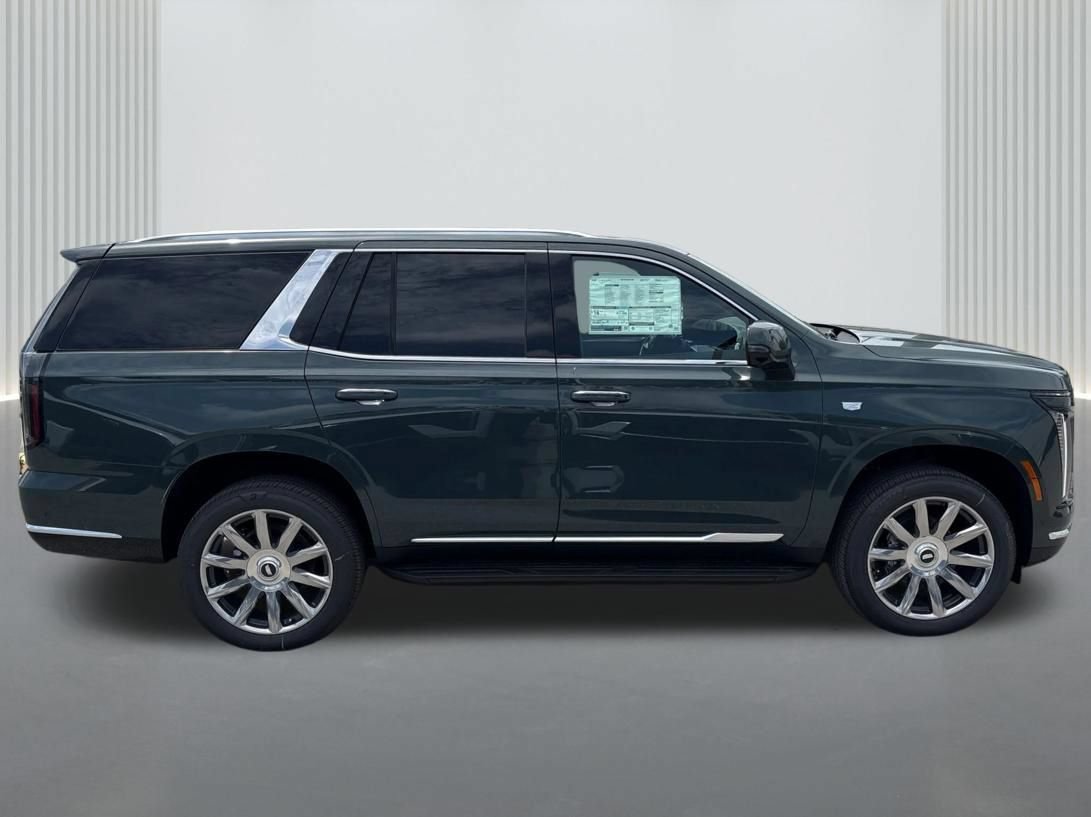 New 2026 Cadillac Escalade 4WD video 3