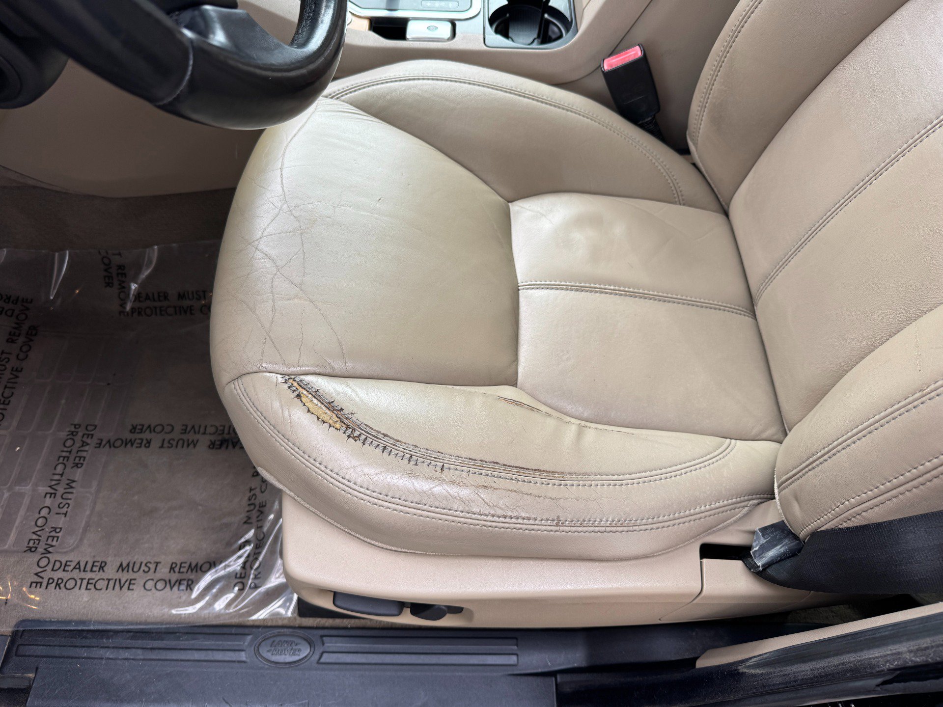 Used 2012 Land Rover LR4 HSE LUX image 24