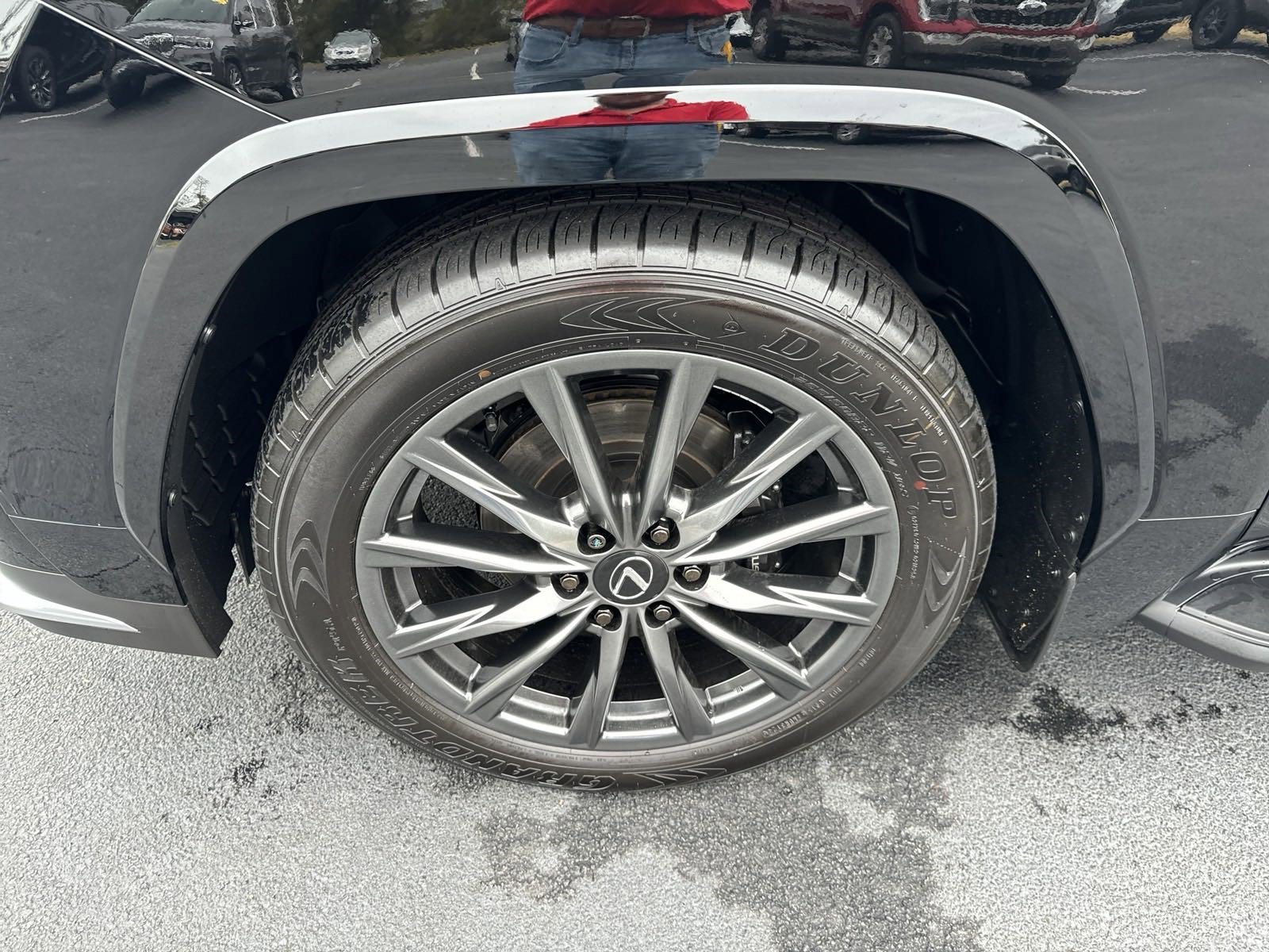 Used 2024 Lexus LX 600 F Sport image 9