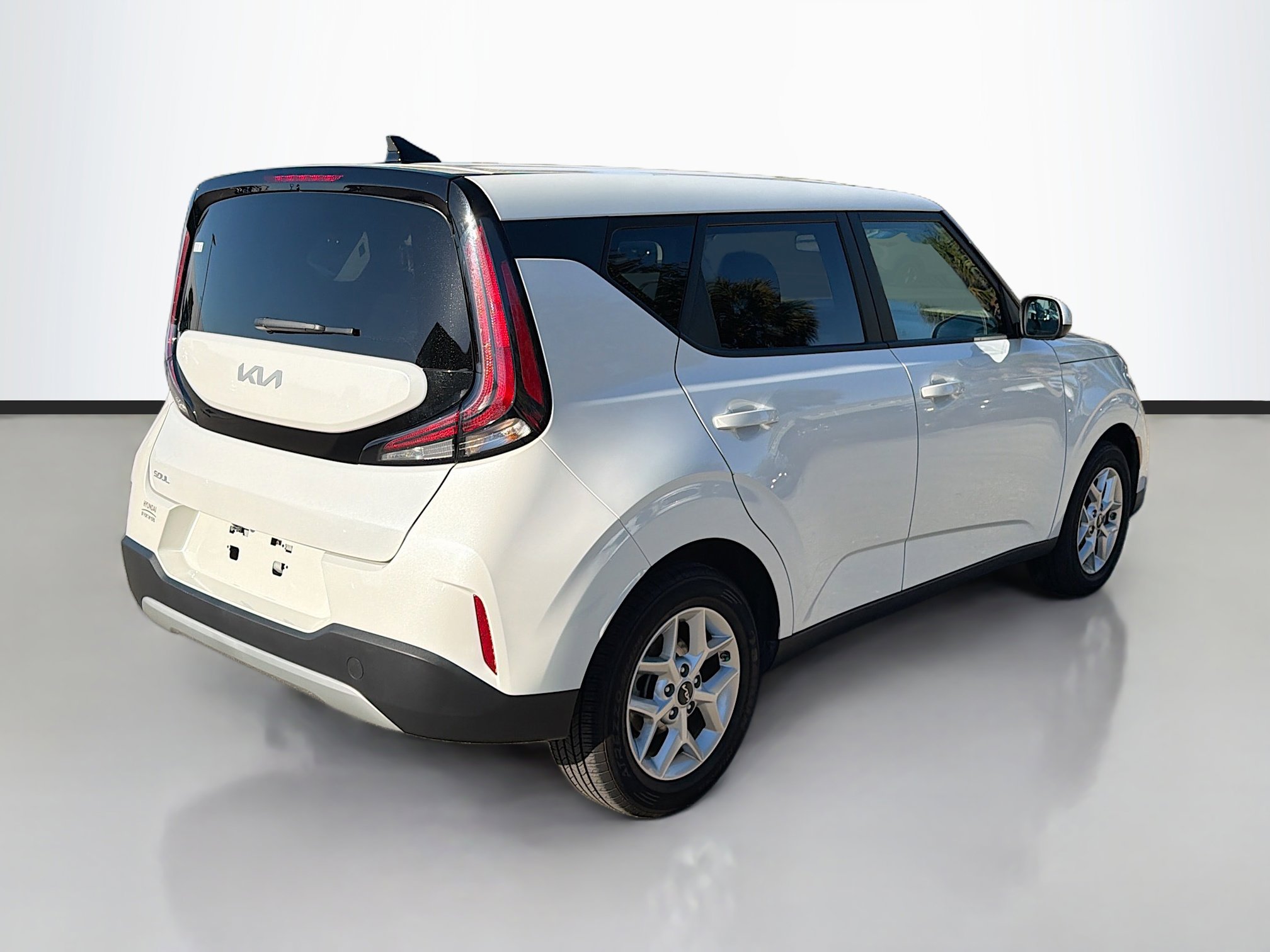 Used 2024 Kia Soul LX w/ Option Group 015 image 3