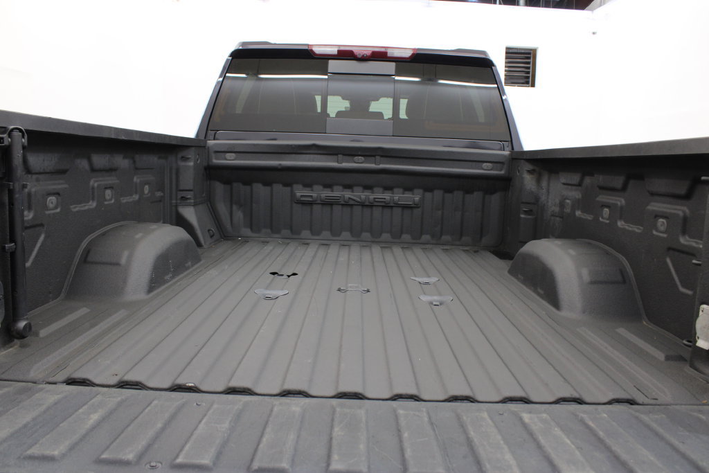 Used 2024 GMC Sierra 2500 Denali Ultimate AWD/4WD image 32