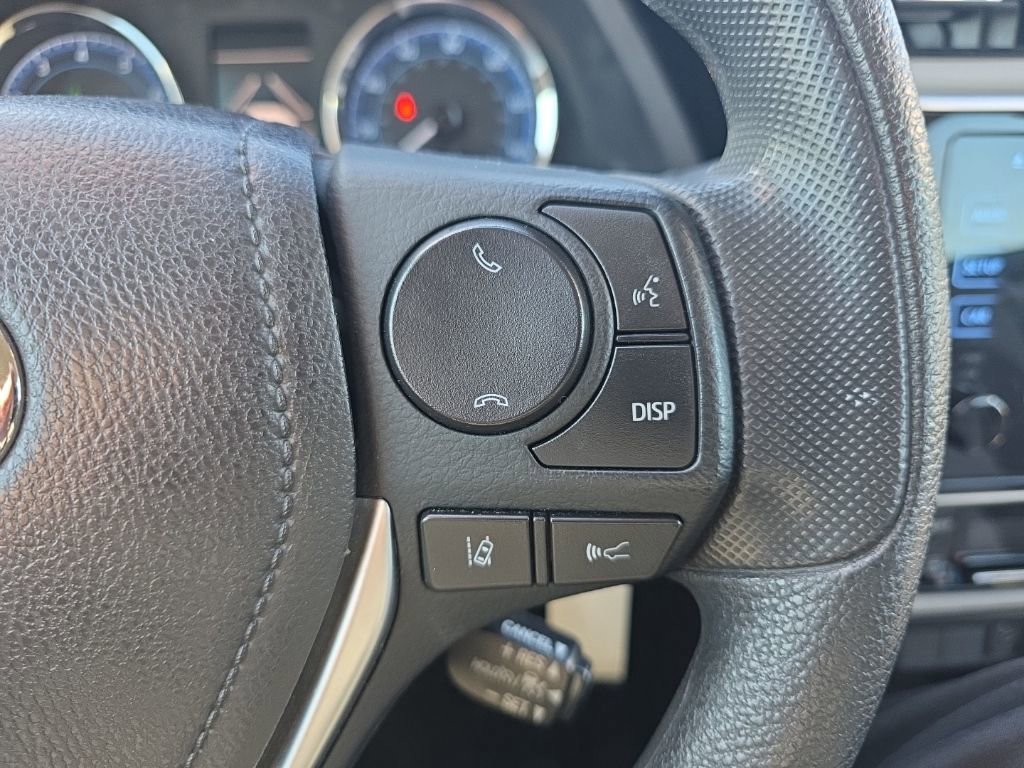 Used 2018 Toyota Corolla LE image 22