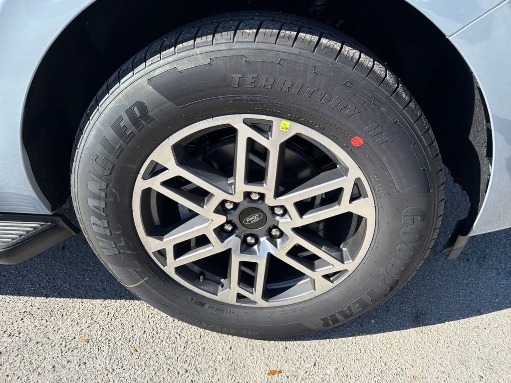 New 2025 Ford Expedition Max Active image 11