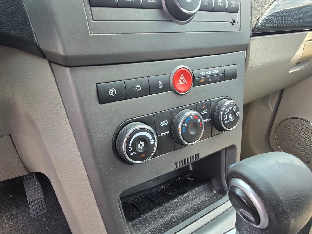 Used 2008 Saturn Vue XR FWD image 23