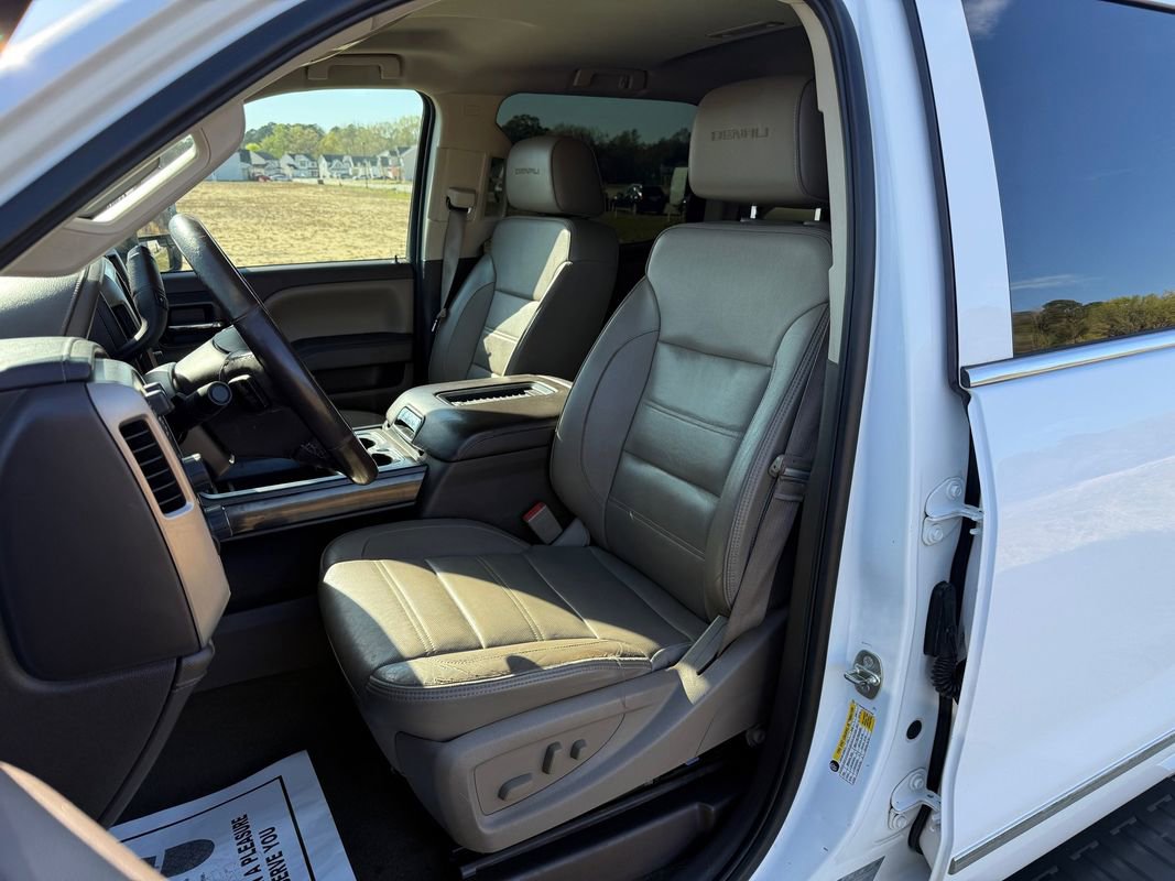 Used 2016 GMC Sierra 2500 Denali w/ Duramax Plus Package AWD/4WD image 10