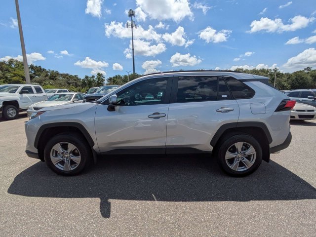Used 2025 Toyota RAV4 XLE w/ Convenience Package FWD image 7