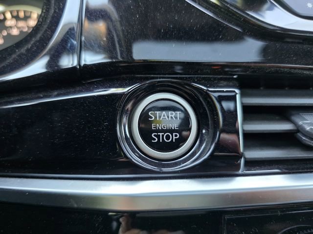 Used 2024 Nissan Pathfinder SV w/ SV Premium Package image 24