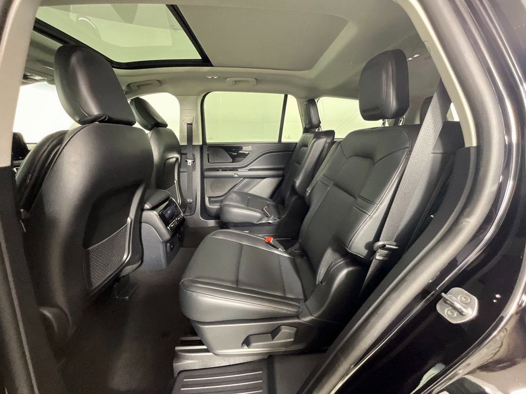 Used 2025 Lincoln Aviator AWD image 26