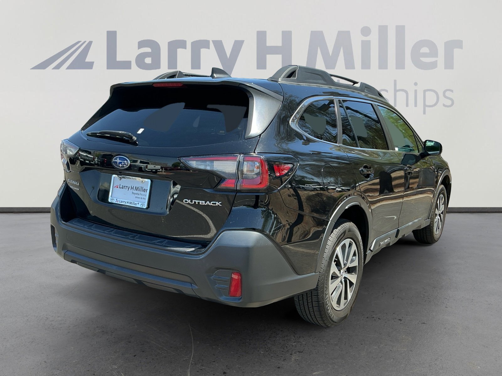 Used 2020 Subaru Outback Premium AWD/4WD image 5