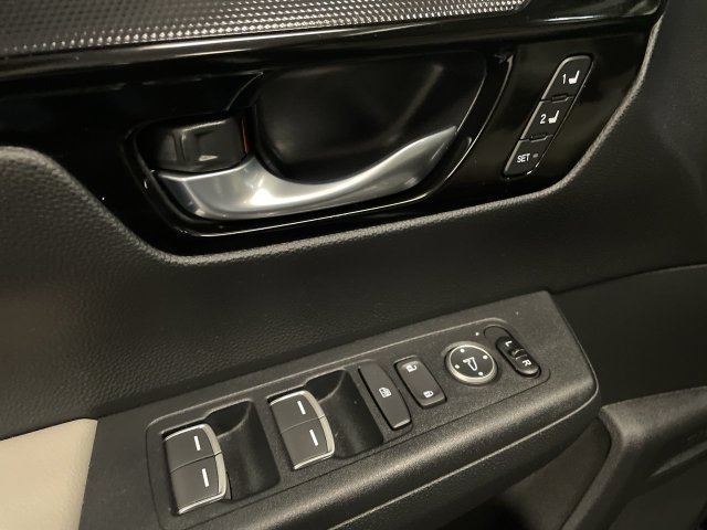 Certified 2026 Honda CR-V EX-L image 13