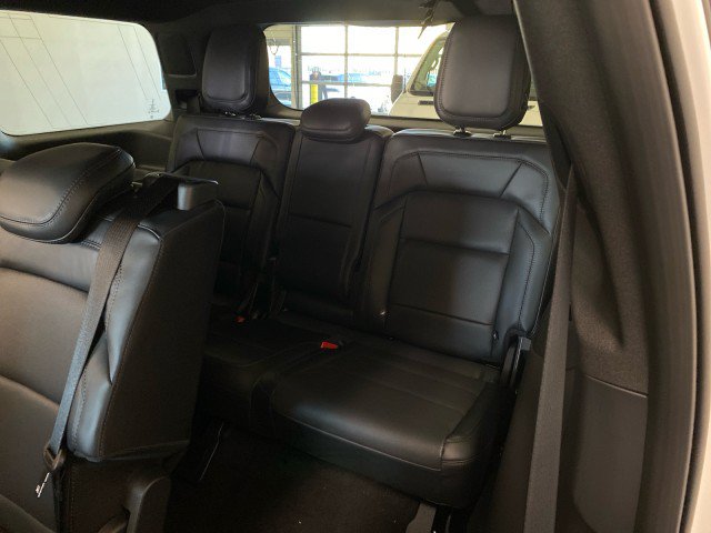 New 2026 Lincoln Navigator Reserve w/ Jet Appearance Package AWD/4WD image 16