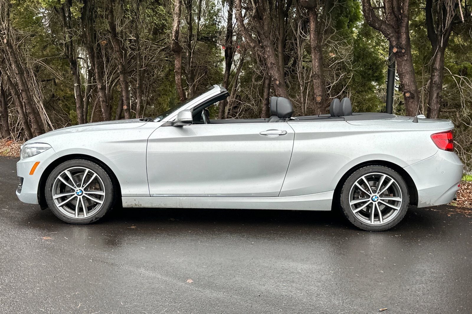 Used 2018 BMW 230i Convertible RWD image 7