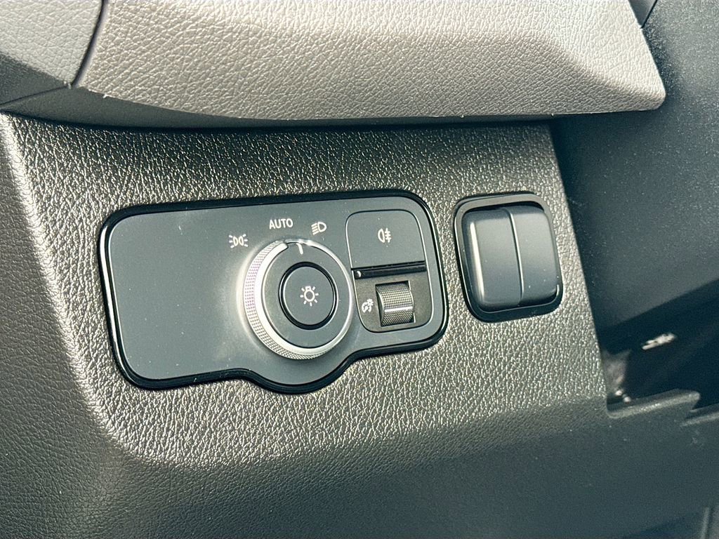 Used 2023 Mercedes-Benz Sprinter 2500 image 19