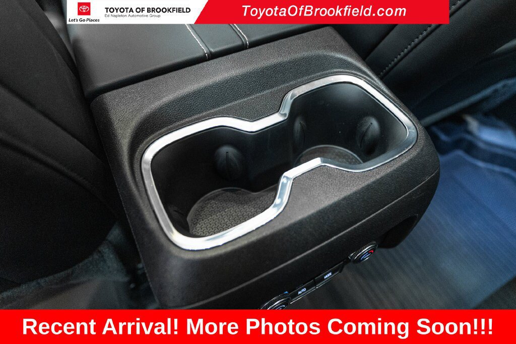 Used 2026 GMC Acadia Elevation w/ Black Edition AWD/4WD image 30