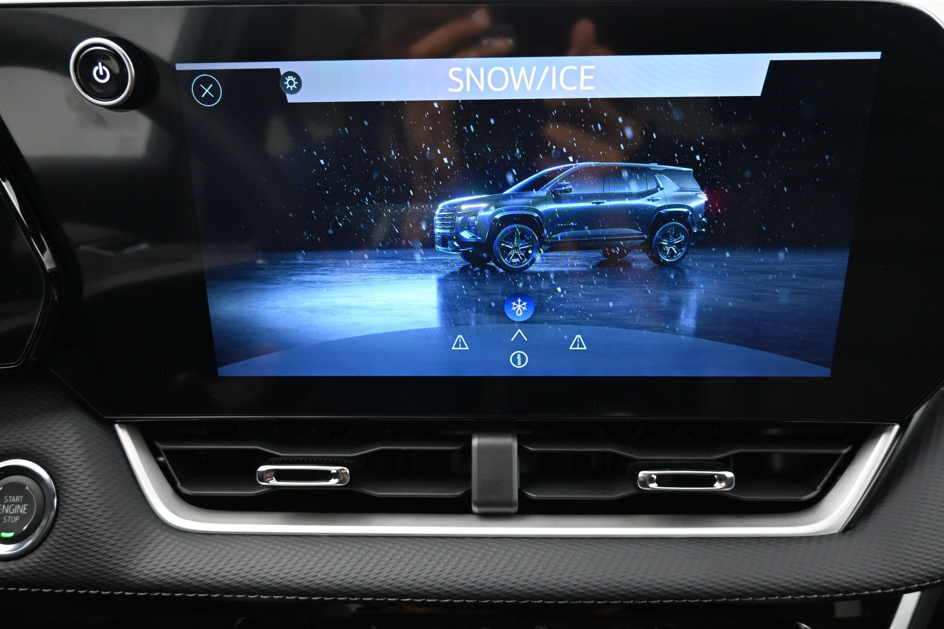 New 2027 Chevrolet Equinox LT w/ Convenience Package II FWD image 23