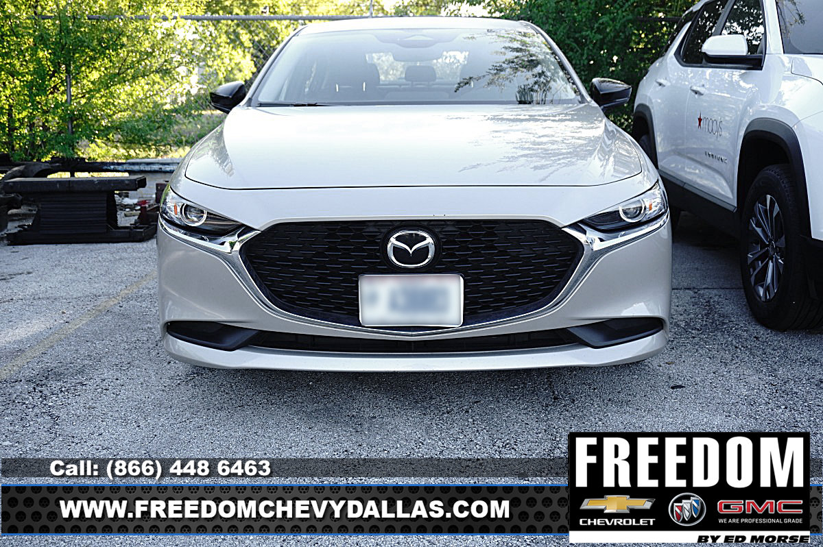 Used 2024 MAZDA MAZDA3 s FWD image 2