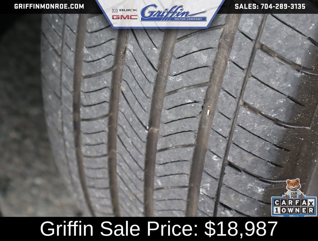 Used 2021 Ford Escape SE w/ Convenience Package FWD image 11