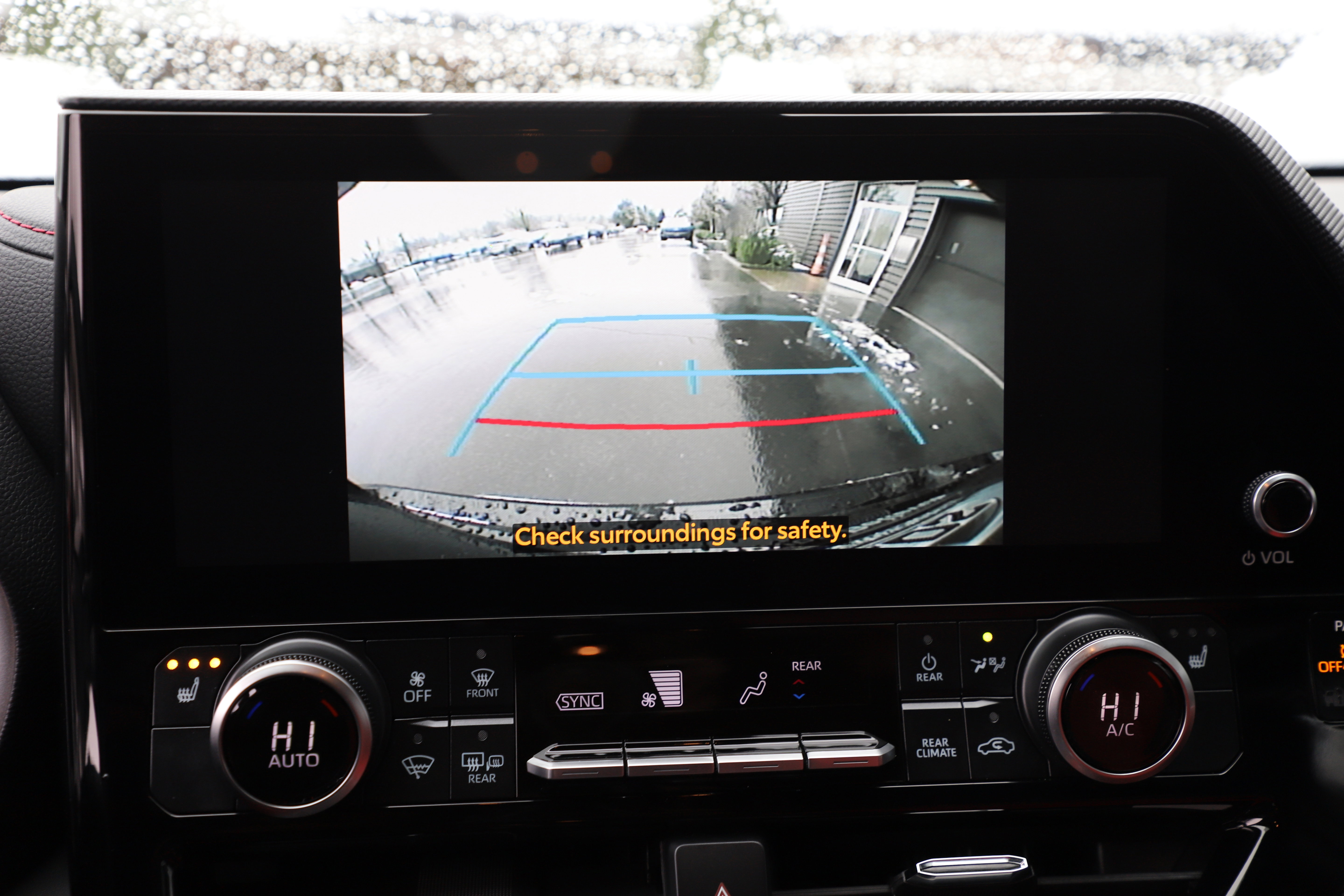 Used 2025 Toyota Highlander XSE image 24