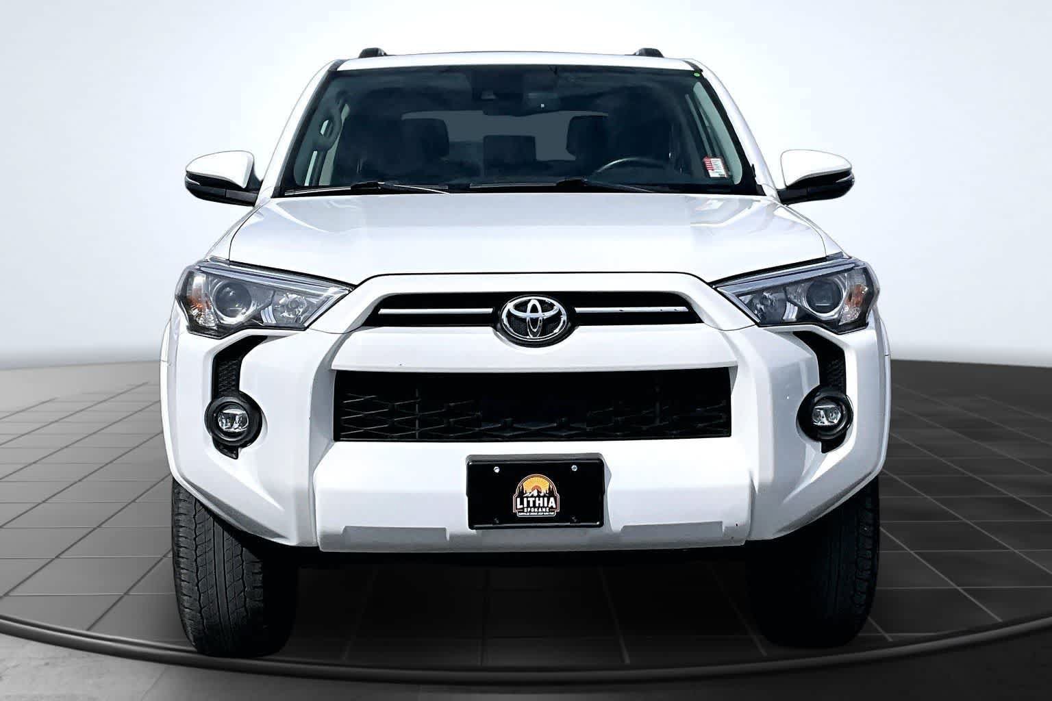 Used 2024 Toyota 4Runner SR5 Premium w/ Moonroof Package AWD/4WD image 6