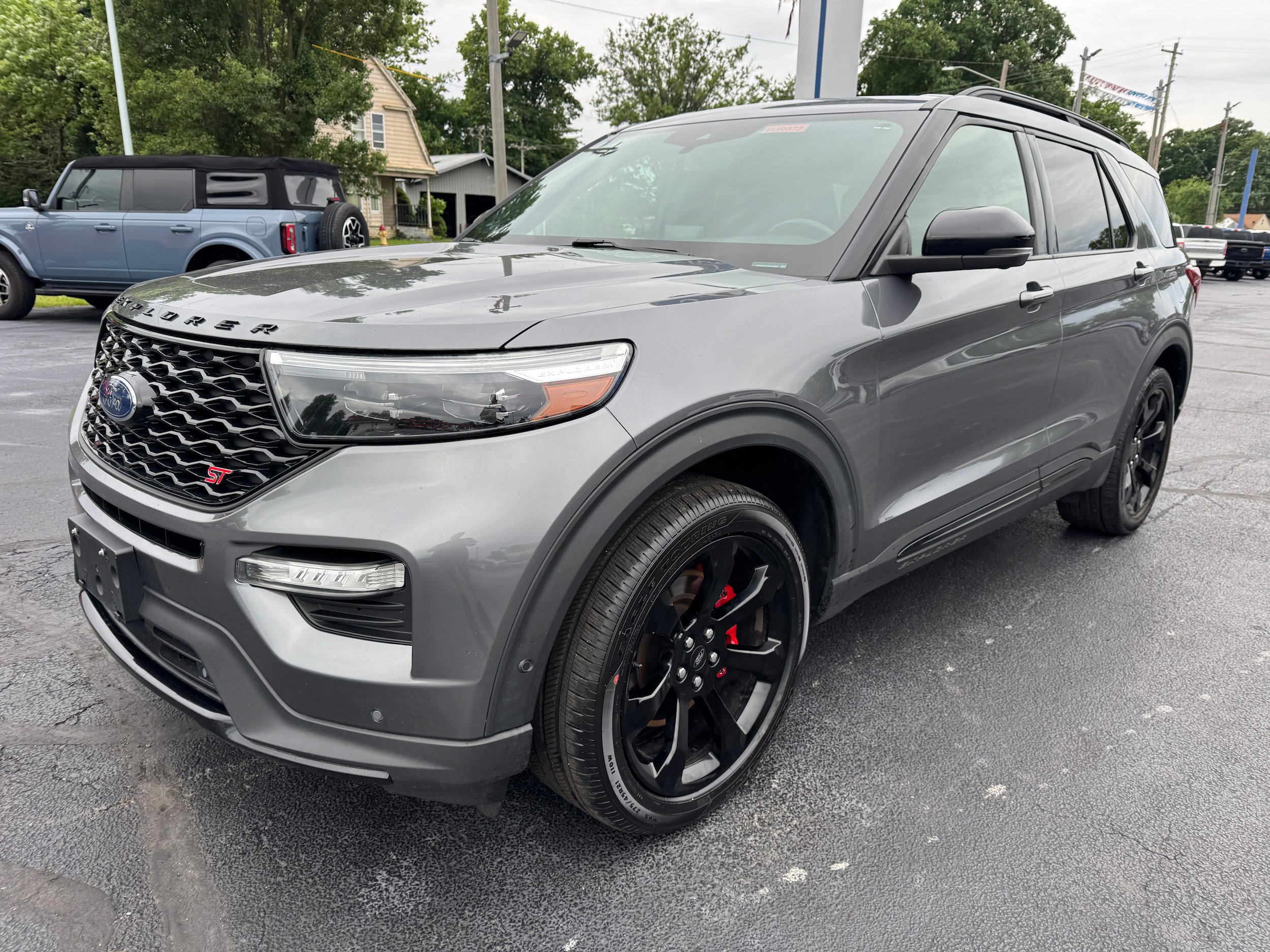 Used 2021 Ford Explorer ST w/ Equipment Group 401A AWD/4WD image 3