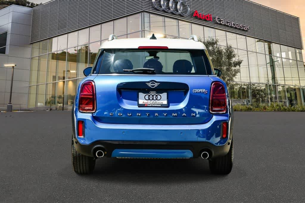 Used 2023 MINI Cooper Countryman S FWD image 3