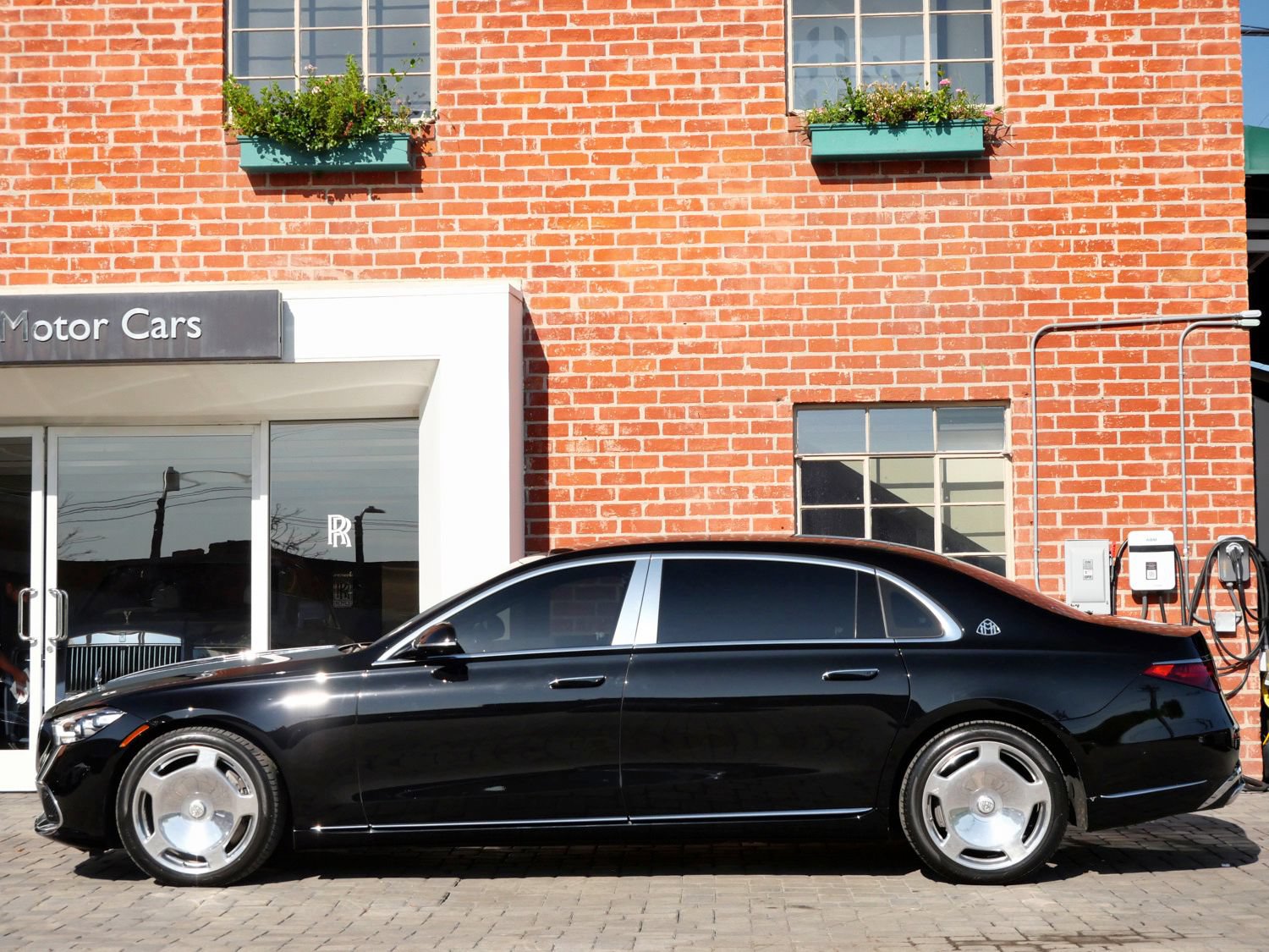 Used 2024 Mercedes-Benz Maybach S 580 4MATIC image 4