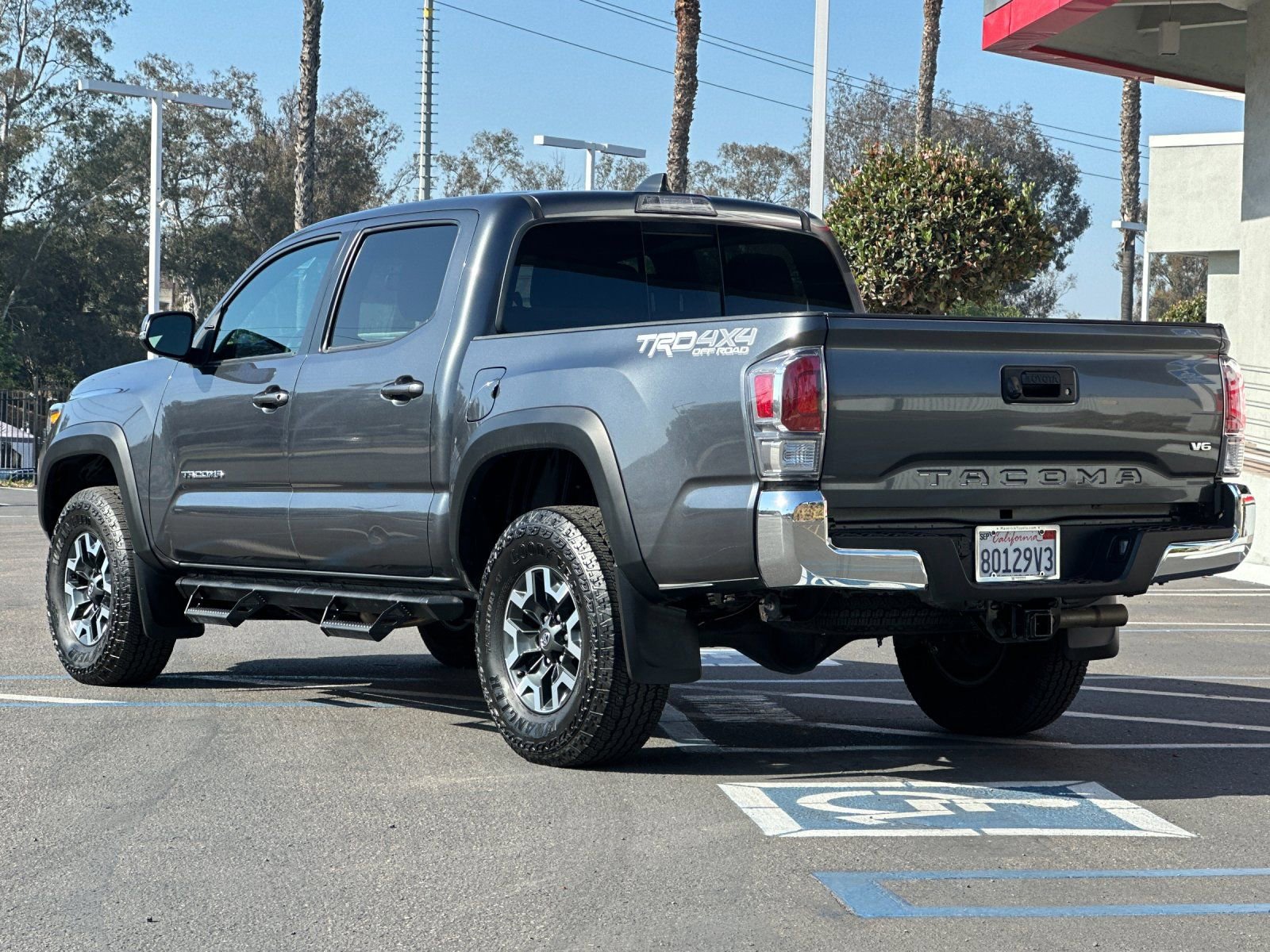 Used 2023 Toyota Tacoma TRD Off-Road AWD/4WD image 3