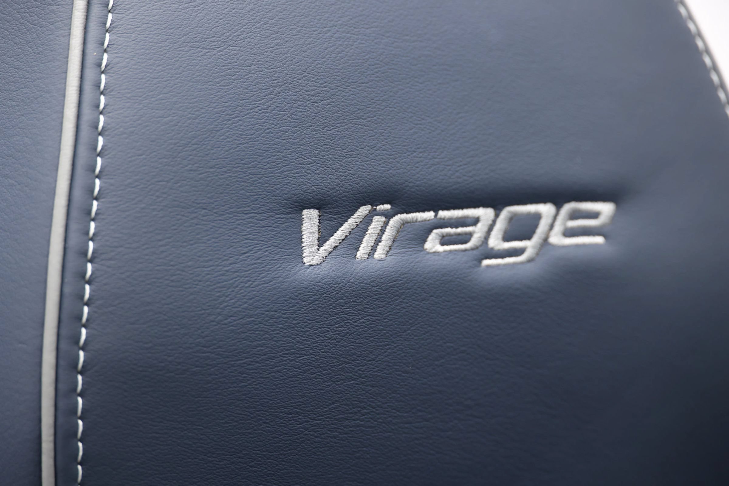 Used 2012 Aston Martin Virage Volante RWD image 78