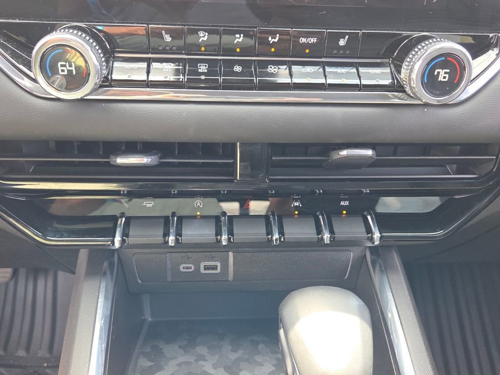 Certified 2023 GMC Canyon Elevation w/ Elevation Premium Package image 20