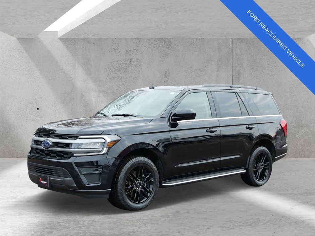 Used 2023 Ford Expedition XLT image 6