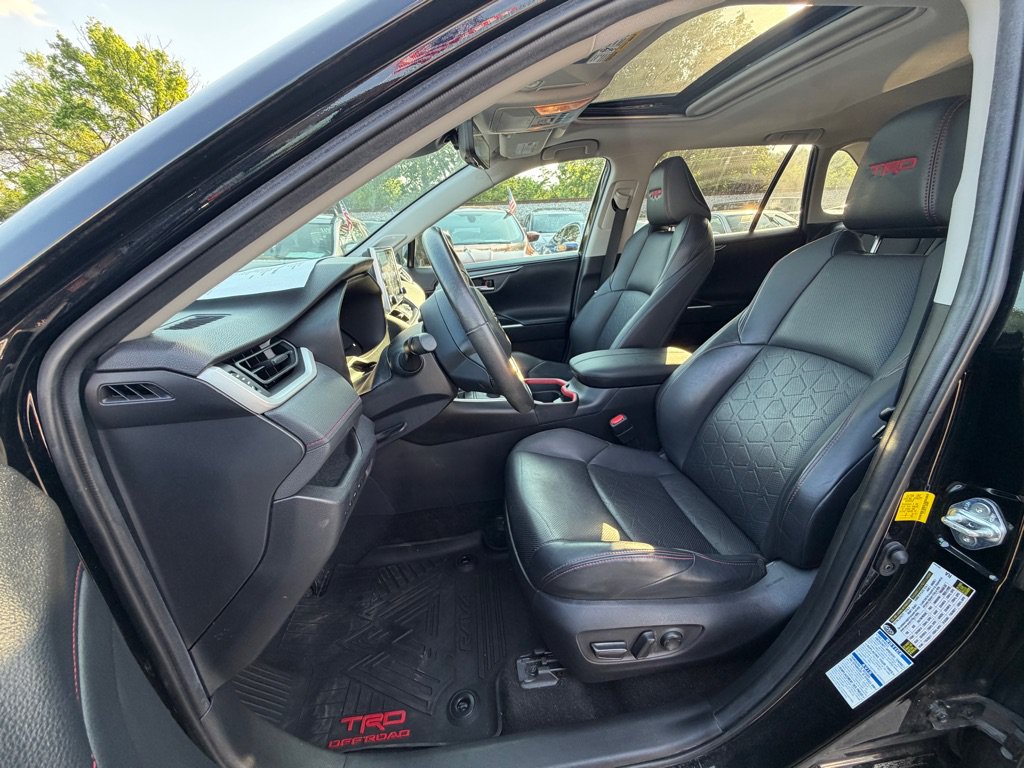 Used 2020 Toyota RAV4 TRD Off-Road AWD/4WD image 9