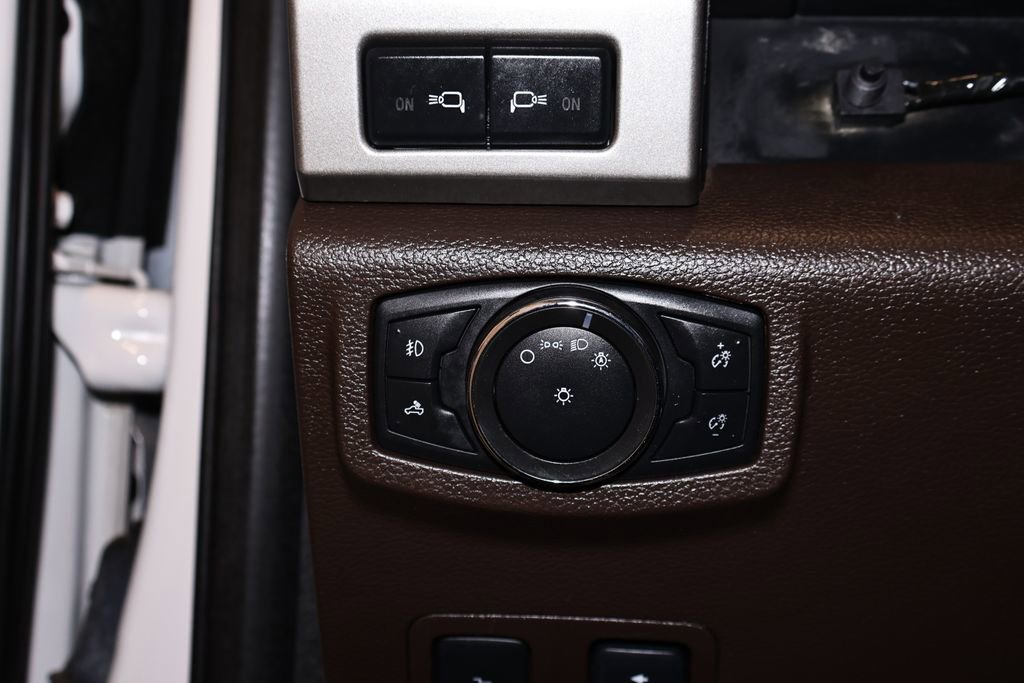 Certified 2017 Ford F350 4x4 Crew Cab Super Duty image 29