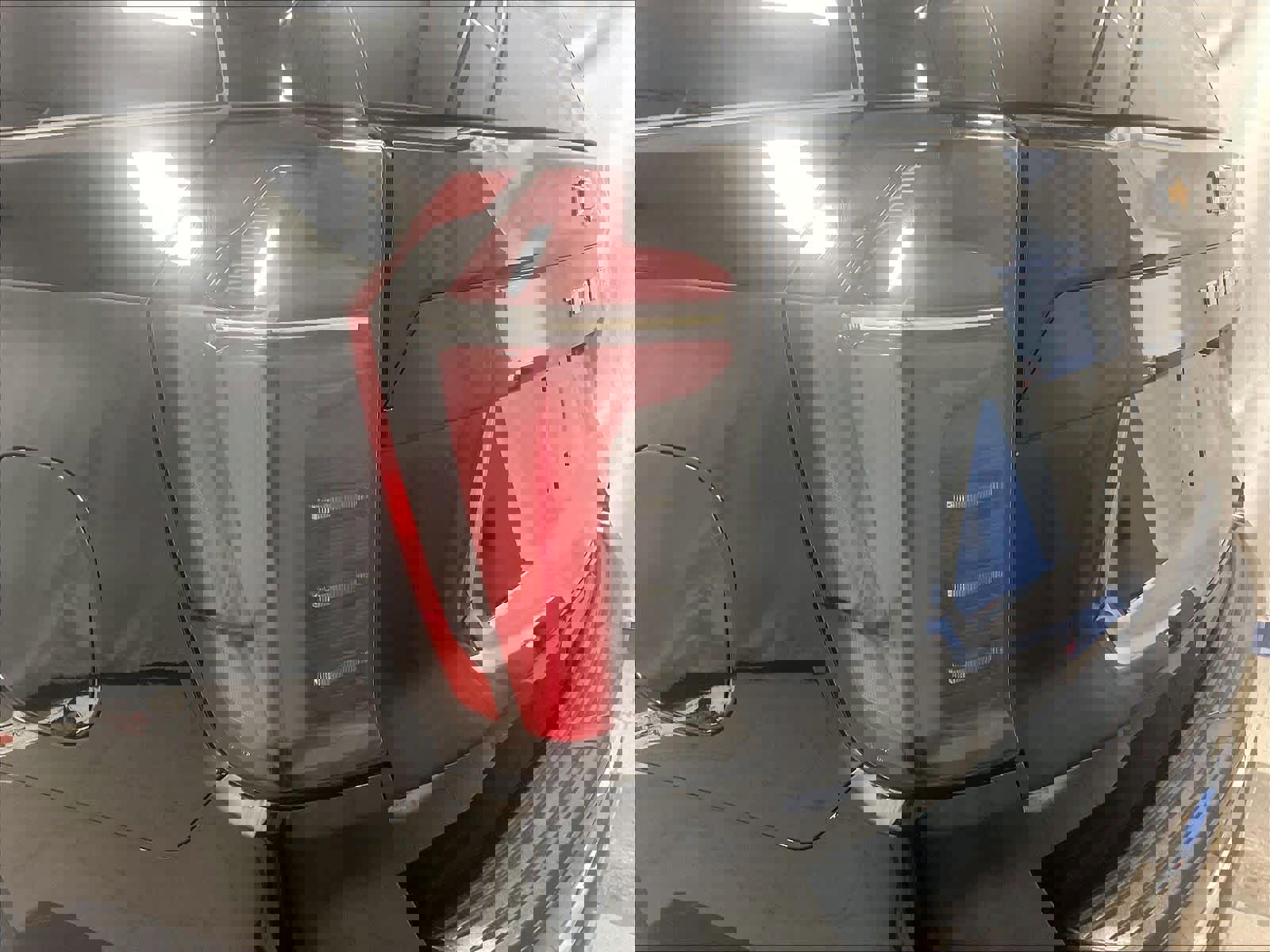 Used 2025 Chevrolet Tahoe LT image 34