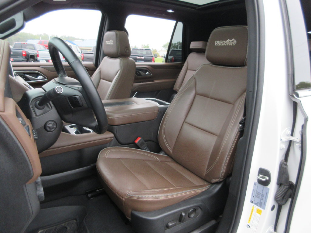 Certified 2023 Chevrolet Tahoe High Country w/ Premium Package 2 AWD/4WD image 22